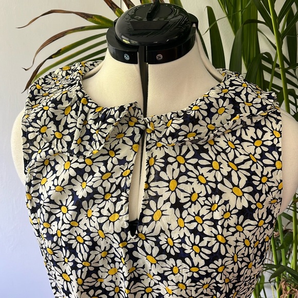 Anne Klein Summer Daisy Dress With Belt Size 10 - Picture 3 of 5